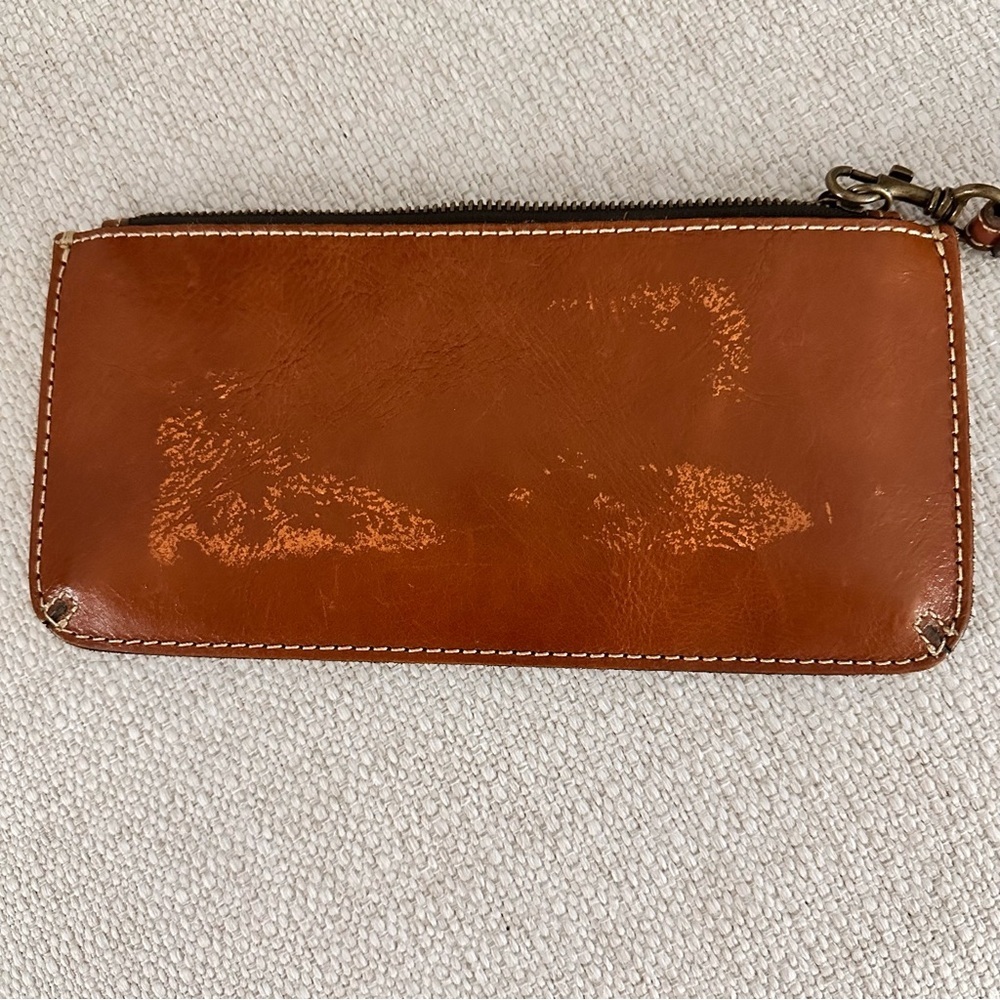 Patricia Nash St. Croce Leather Wristlet Wallet Bag Cognac/Tan Style P55601 - Picture 6 of 6